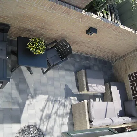 Zomerhuisje 18k - 1 Km Het Διαμέρισμα