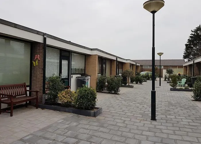 Zomerhuisje 18k - 1 Km Het וייק אן זיי